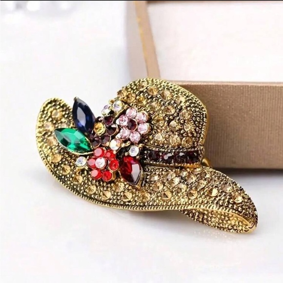 Jewelry - BNIB Elegant Vintage Style Gold Tone Colorful Floral Rhinestone Hat Brooch